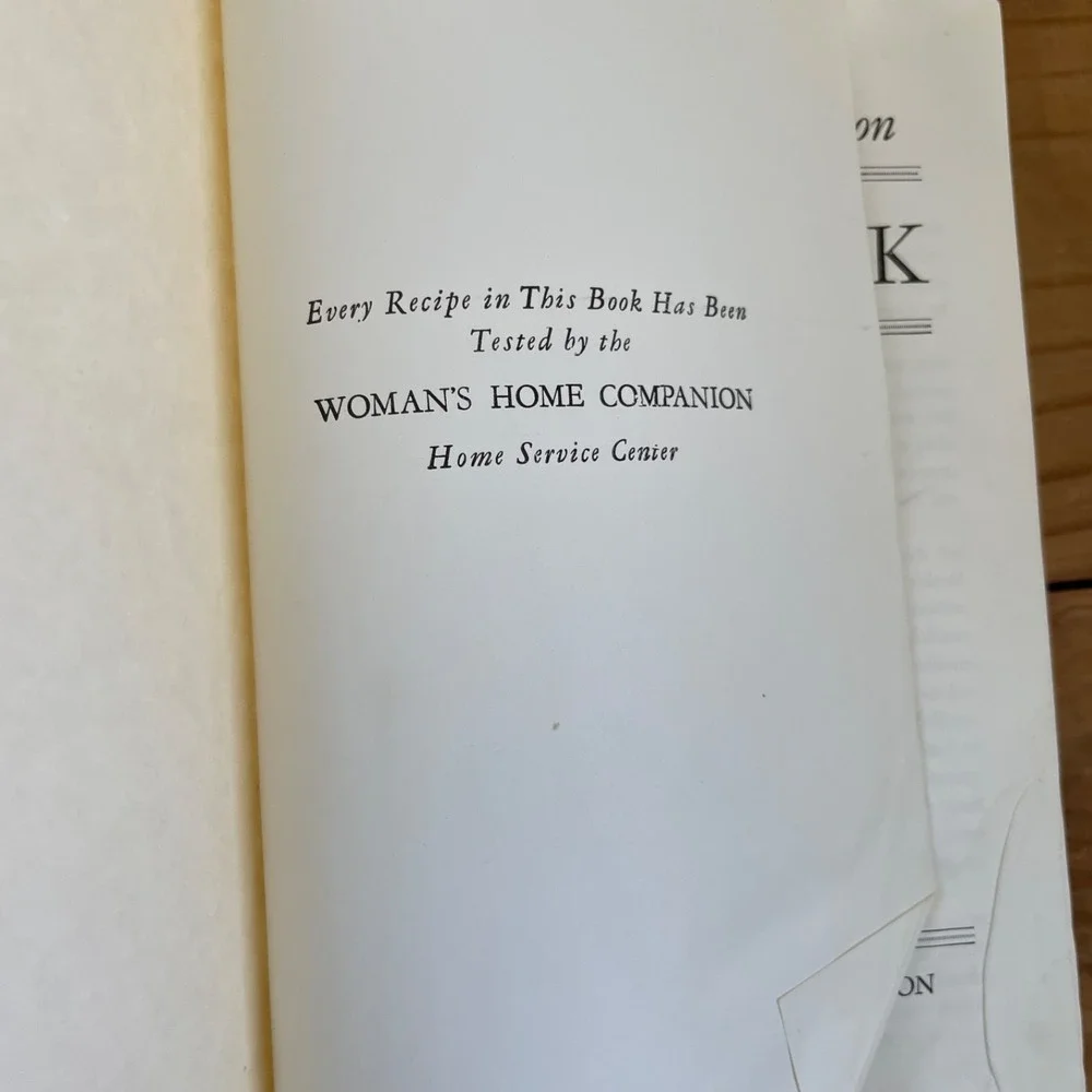 Vintage 1945 Woman's Home Companion Cookbook Recipes Cook Book‎ Hardcover